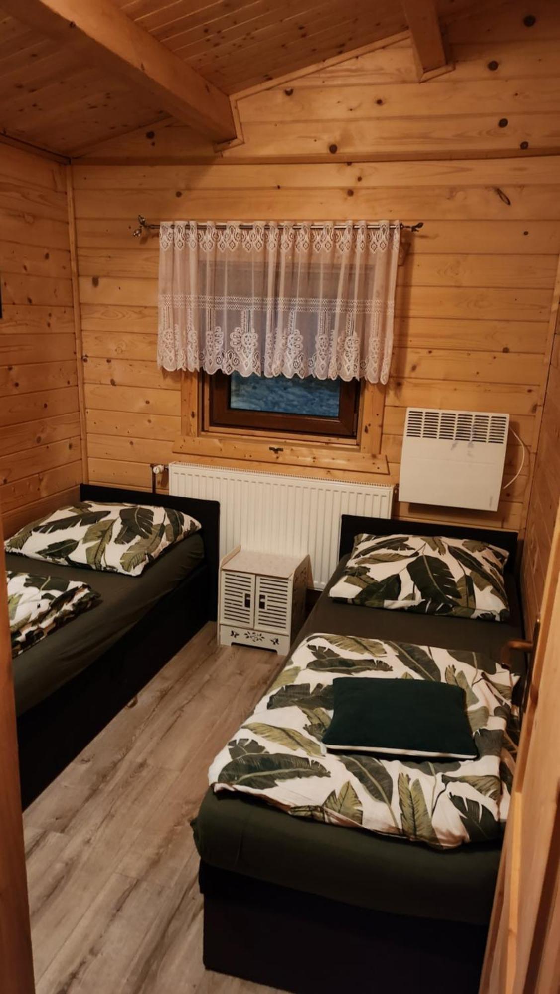 Domek Drewniany Piekielnik Bagian luar foto